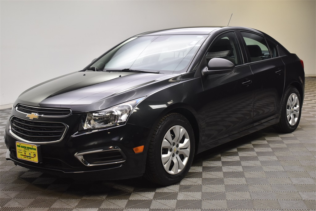 Pre-Owned 2015 Chevrolet Cruze LS 4D Sedan in Barberton #1C200497A ...