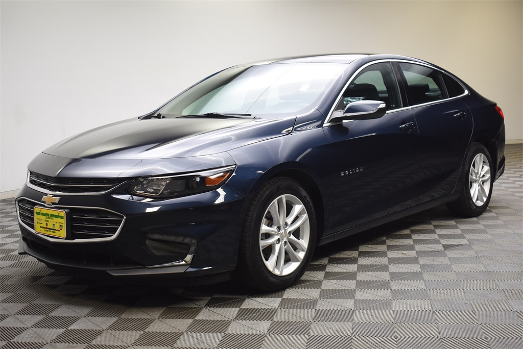 Pre-Owned 2017 Chevrolet Malibu LT 4D Sedan in Barberton #1C202626A ...