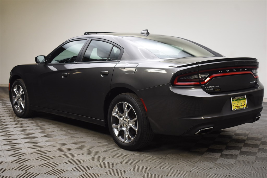 Pre-Owned 2016 Dodge Charger SXT 4D Sedan In Barberton #1C192760B ...