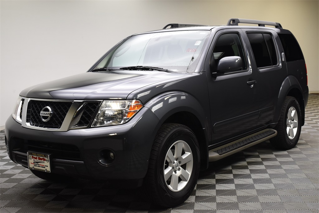 Pre-Owned 2012 Nissan Pathfinder SV 4D Sport Utility in Barberton ...