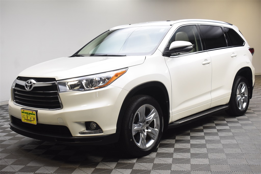 Pre-Owned 2015 Toyota Highlander Limited 4D Sport Utility in Barberton ...