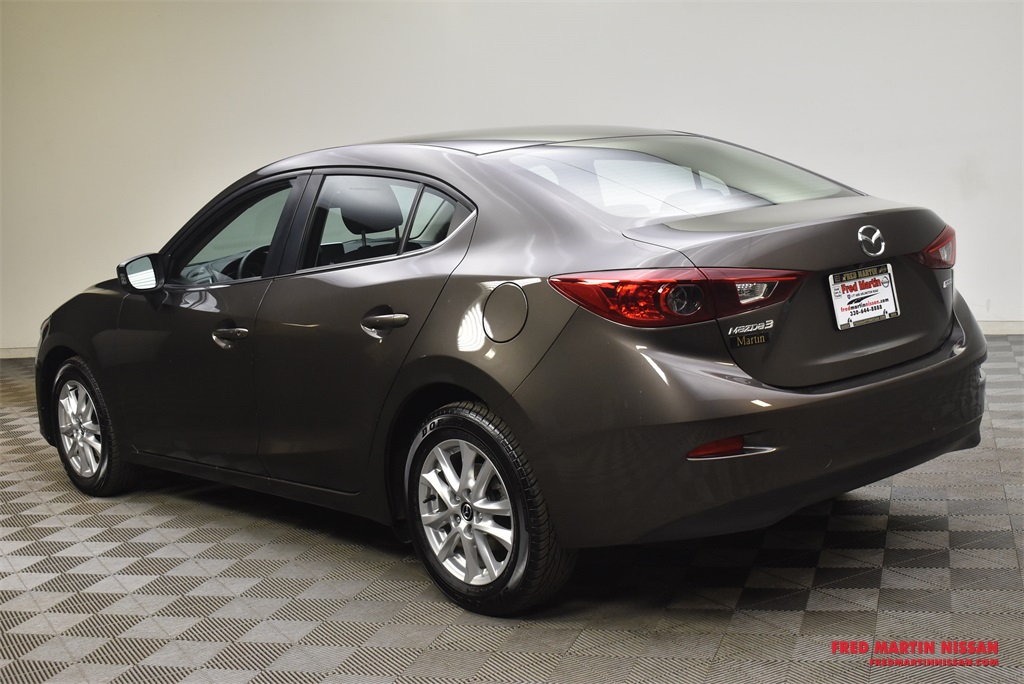 PreOwned 2016 Mazda Mazda3 i Sport 4D Sedan in Barberton