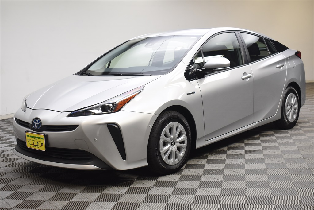 Pre-Owned 2019 Toyota Prius LE 5D Hatchback in Barberton #1C202763A ...